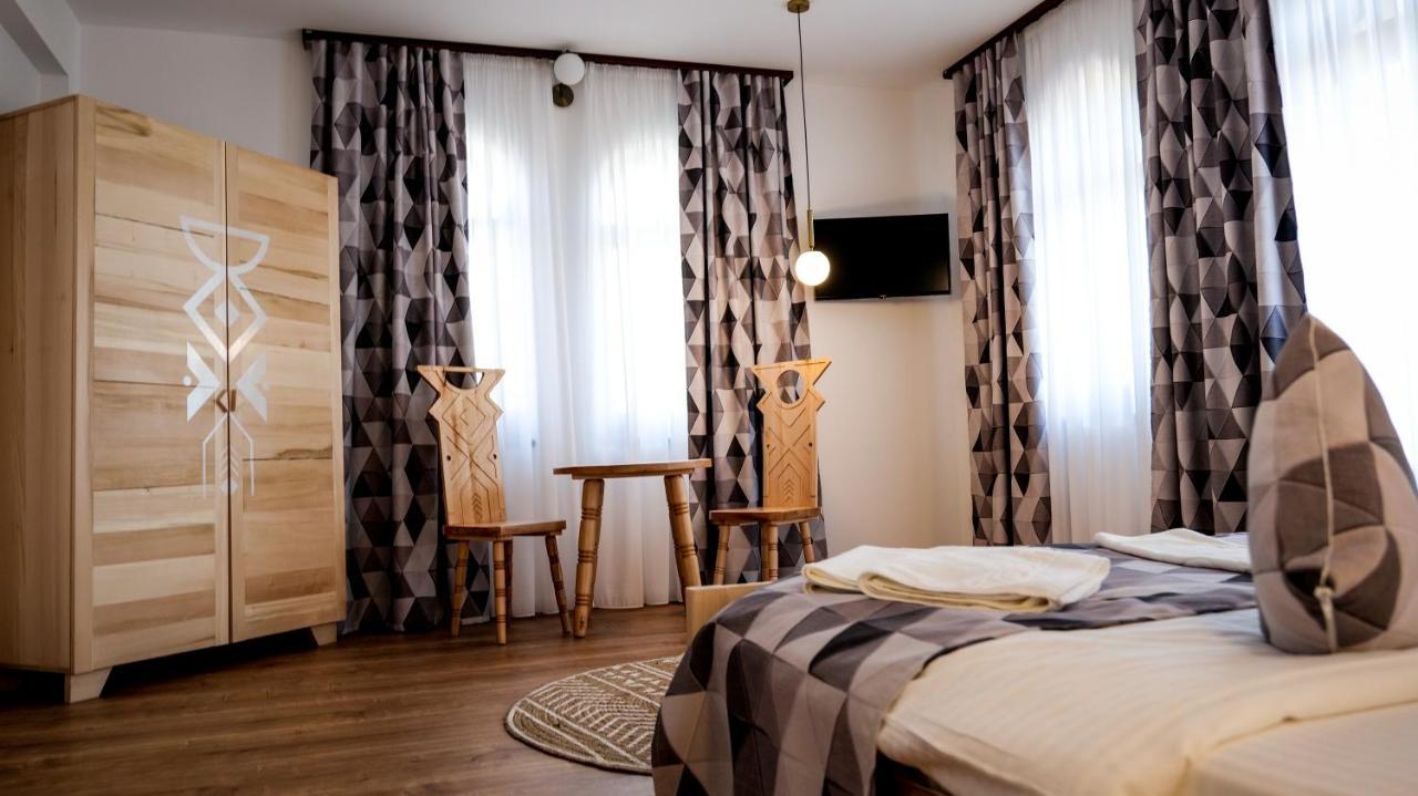 Conacul Olarilor Bed & Breakfast Бая де Фиер Екстериор снимка