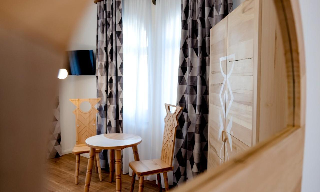 Conacul Olarilor Bed & Breakfast Бая де Фиер Екстериор снимка