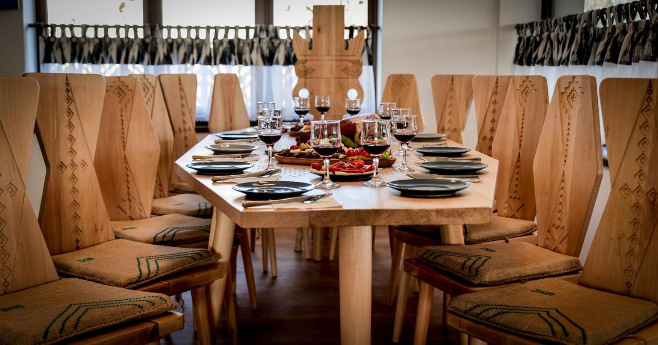 Conacul Olarilor Bed & Breakfast Бая де Фиер Екстериор снимка